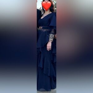 Elegant Navy Blue Evening Gown